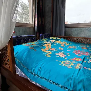 Vietnamonamour 2*, Milaan Italië