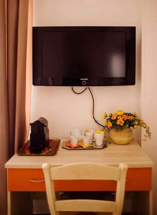 Sweet Rooms Cagliari Bed & Breakfast